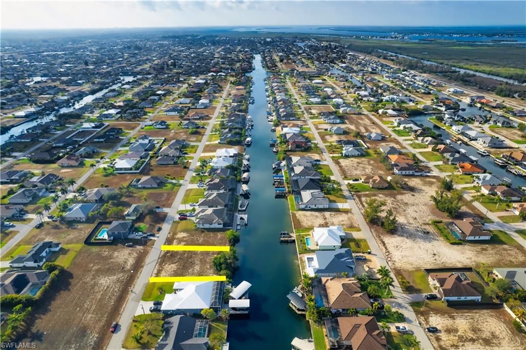 Image 12 of property listing at 718 NW 37th PL, Cape Coral, FL 33993