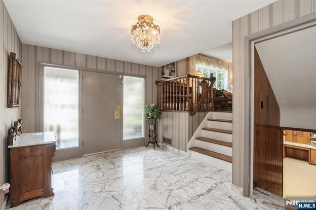 150 Charlotte Place, Englewood Cliffs, NJ 07632