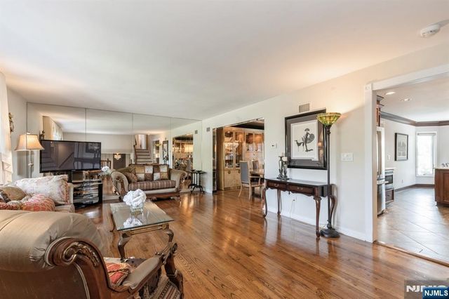 150 Charlotte Place, Englewood Cliffs, NJ 07632