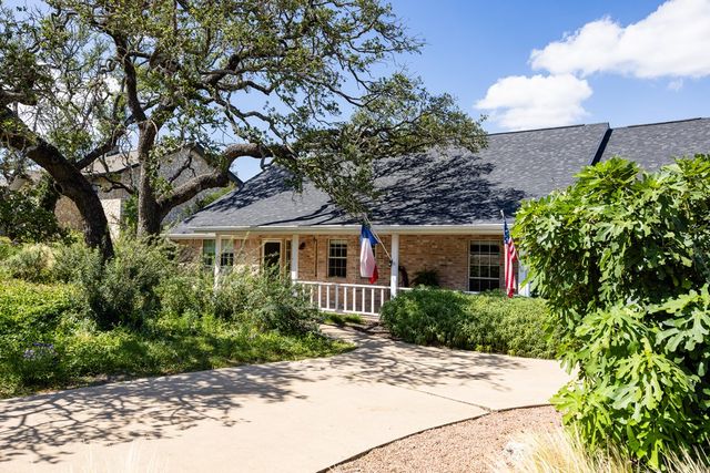 1800 Foothills Dr, Kerrville, TX 78028