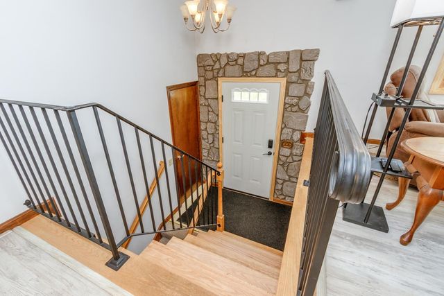 11 Mathew Drive, Merrimack, NH 03054