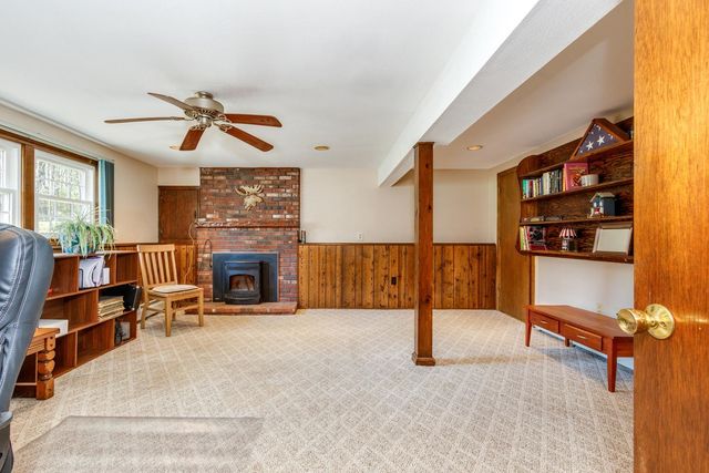 11 Mathew Drive, Merrimack, NH 03054