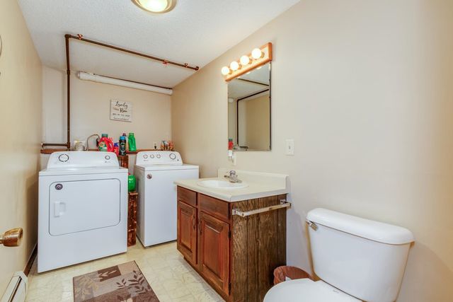 11 Mathew Drive, Merrimack, NH 03054