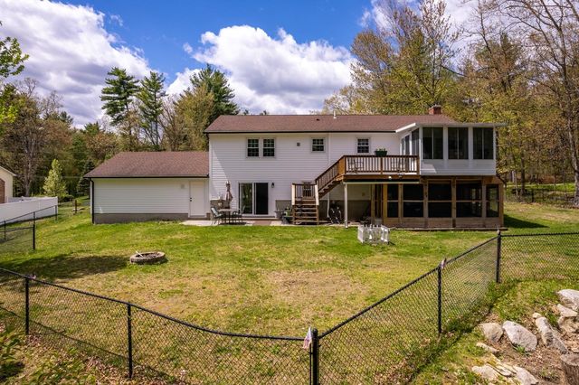 11 Mathew Drive, Merrimack, NH 03054