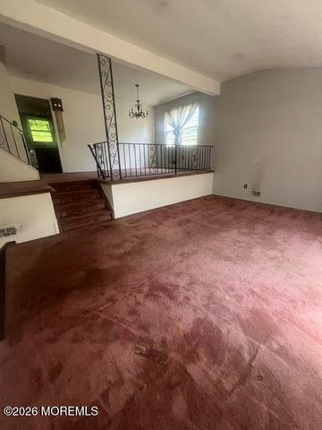 37 Jensen Road, Sayreville, NJ 08872