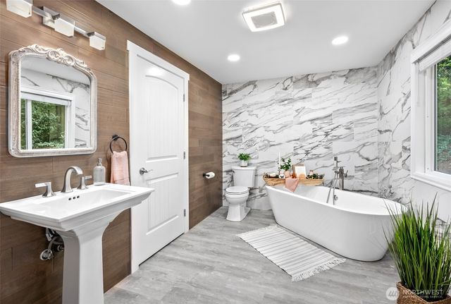 901 Brentwood Place, Everett, WA 98203