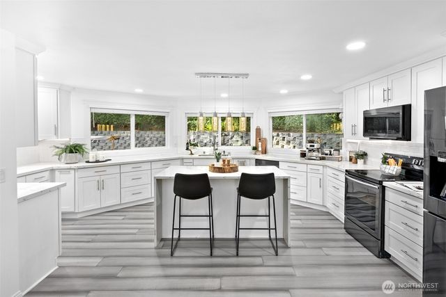 901 Brentwood Place, Everett, WA 98203