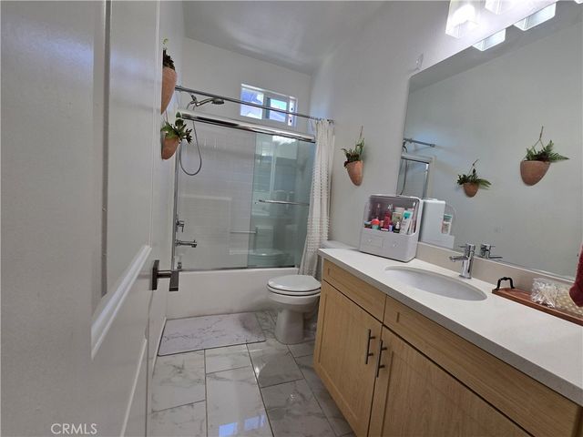1014 Savi Drive 104, Corona, CA 92878