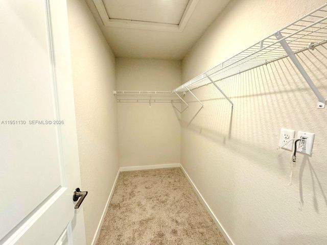 1054 NW 6 St 1054, Florida City, FL 33034