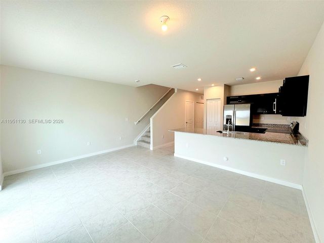 1054 NW 6 St 1054, Florida City, FL 33034