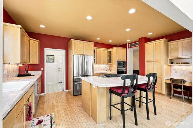79 Clear View Place, Port Ludlow, WA 98365