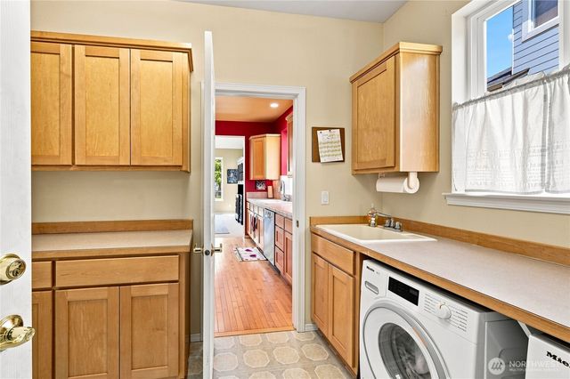 79 Clear View Place, Port Ludlow, WA 98365