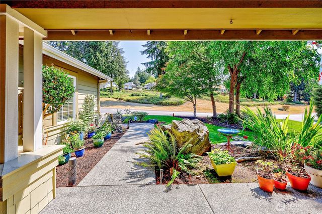79 Clear View Place, Port Ludlow, WA 98365