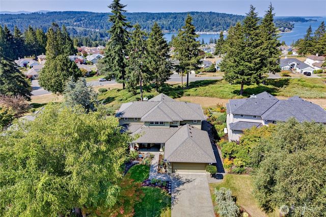 79 Clear View Place, Port Ludlow, WA 98365