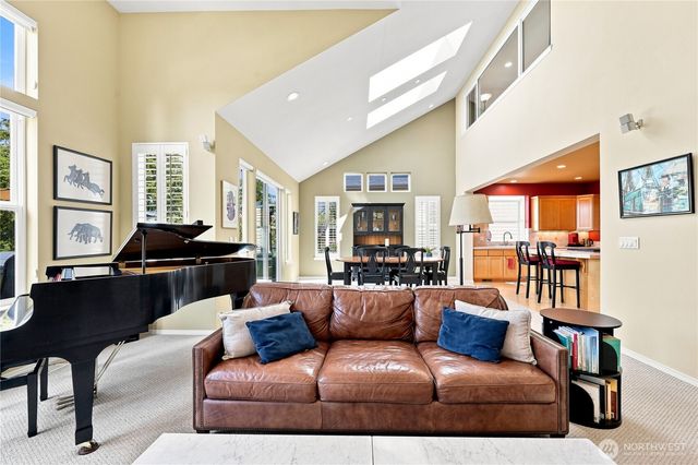 79 Clear View Place, Port Ludlow, WA 98365