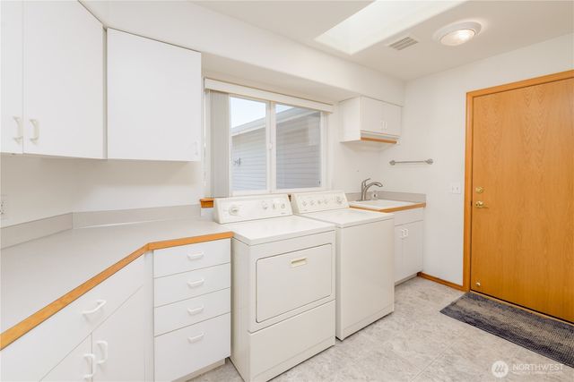 141 Kiwi Lane, Sequim, WA 98382