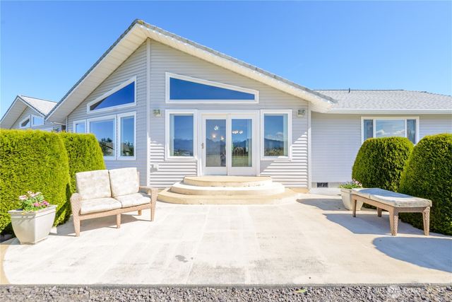 141 Kiwi Lane, Sequim, WA 98382