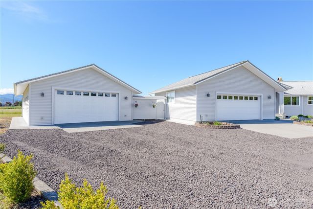 141 Kiwi Lane, Sequim, WA 98382