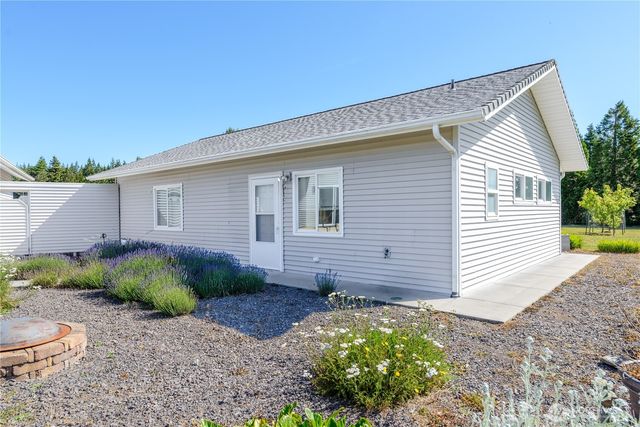 141 Kiwi Lane, Sequim, WA 98382