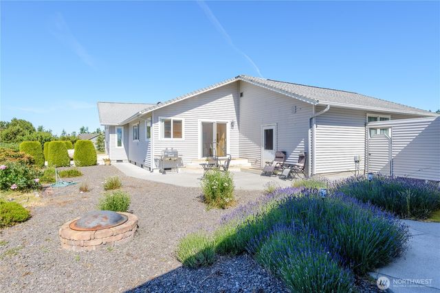 141 Kiwi Lane, Sequim, WA 98382