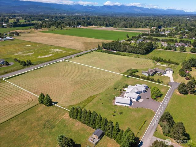 141 Kiwi Lane, Sequim, WA 98382