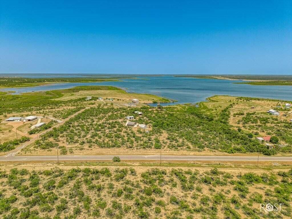 Image 18 of property listing at 17001 Mustang Creek Road, Millersview, TX 76862