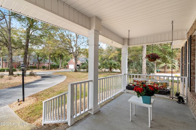 618 Oyster Bay Drive, Sunset Beach, NC 28468