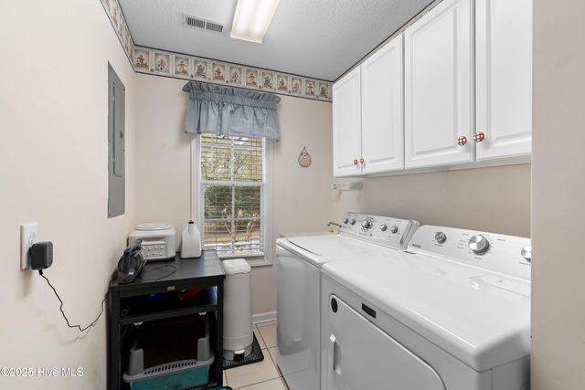 618 Oyster Bay Drive, Sunset Beach, NC 28468