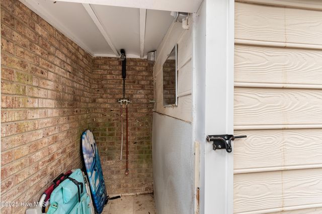 618 Oyster Bay Drive, Sunset Beach, NC 28468