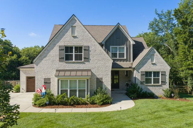 1610 Stewarts Ferry Pike, Hermitage, TN 37076