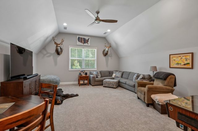 1610 Stewarts Ferry Pike, Hermitage, TN 37076