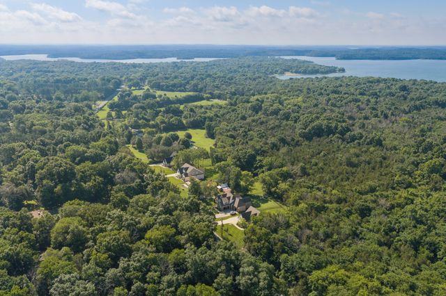 1610 Stewarts Ferry Pike, Hermitage, TN 37076