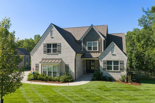 1610 Stewarts Ferry Pike, Hermitage, TN 37076