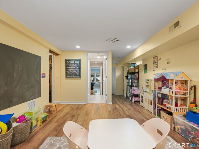 29 Morgan Avenue, Norwalk, CT 06851