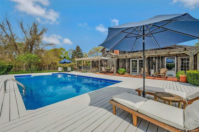 5 Jessup Lane, Quogue, NY 11959