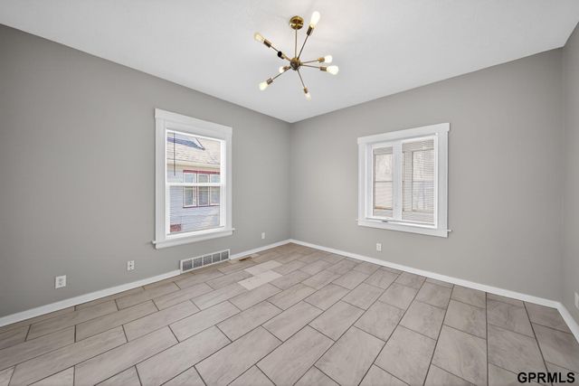 3306 Lafayette Avenue, Omaha, NE 68131