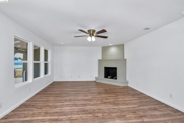 116 E 16th St, Antioch, CA 94509