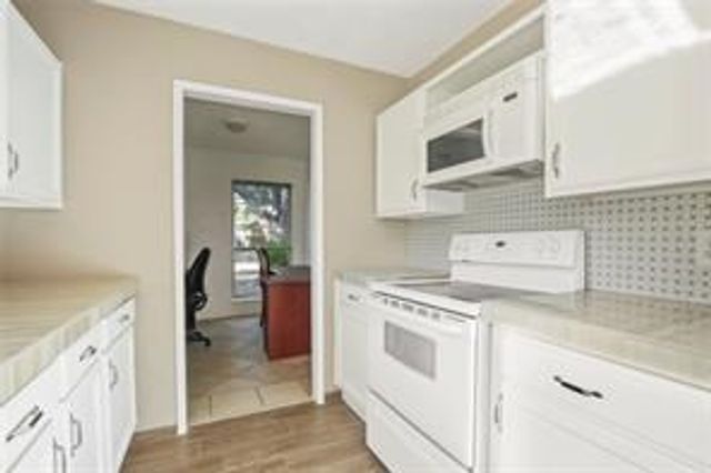 2614 Branch Oaks Drive, Garland, TX 75043