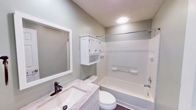 3398 Fishinger Mill Drive, Hilliard, OH 43026