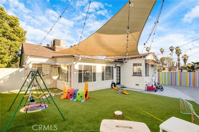 6331 Murietta, Los Angeles, CA 91401