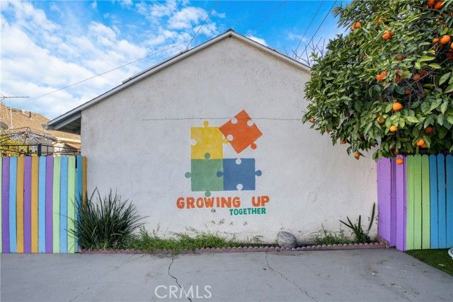 6331 Murietta, Los Angeles, CA 91401