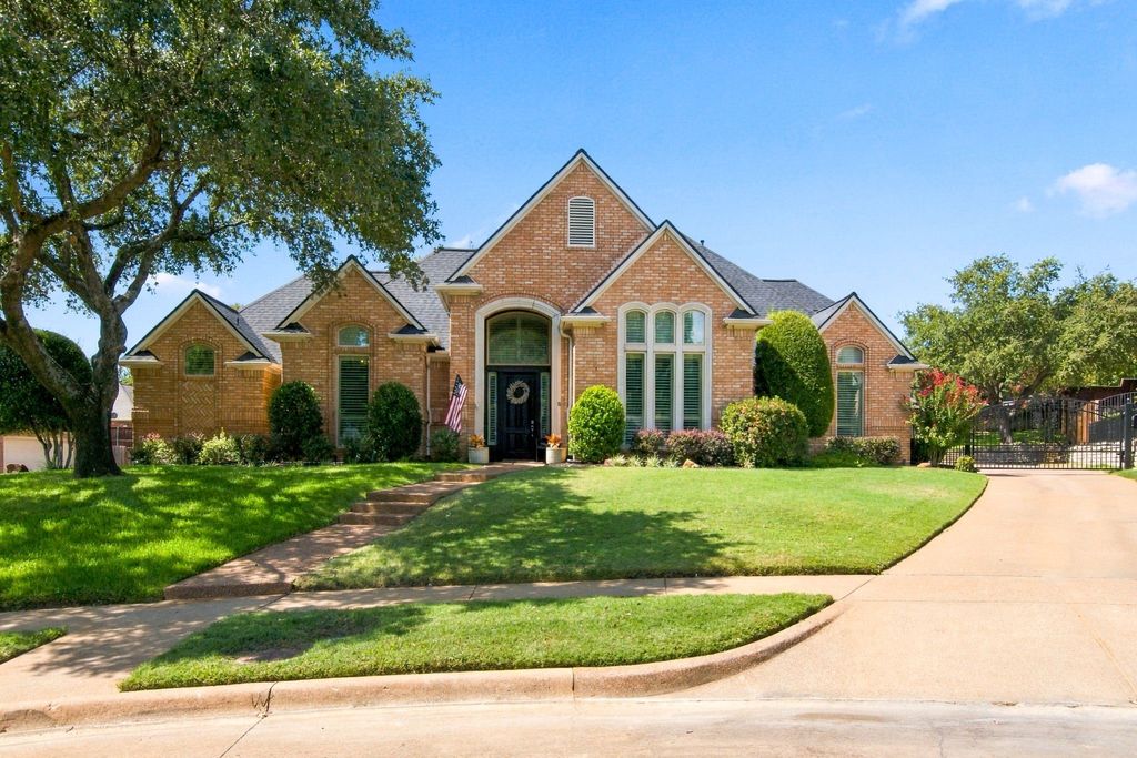 4103 Somerset Court, Grapevine, TX 76051 — exterior