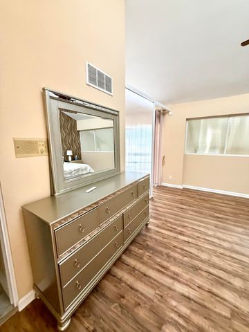 6075 Glendale Drive, Boca Raton, FL 33433