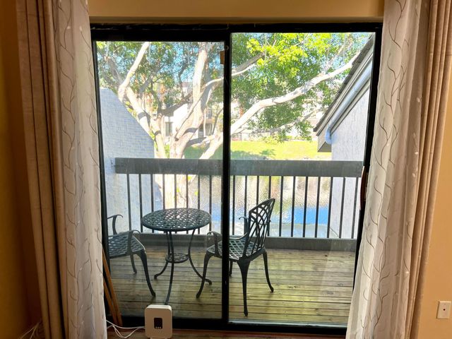 6075 Glendale Drive, Boca Raton, FL 33433