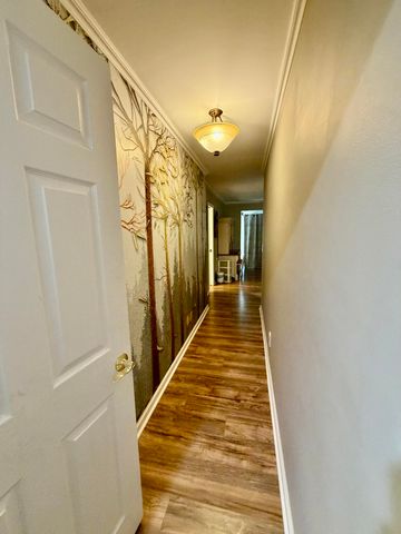 6075 Glendale Drive, Boca Raton, FL 33433