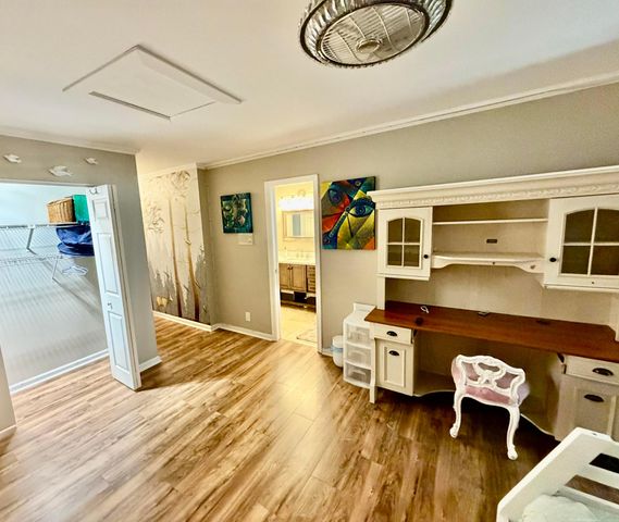 6075 Glendale Drive, Boca Raton, FL 33433