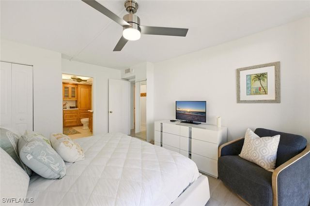 320 Seaview CT 610, Marco Island, FL 34145