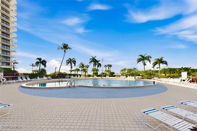 320 Seaview CT 610, Marco Island, FL 34145