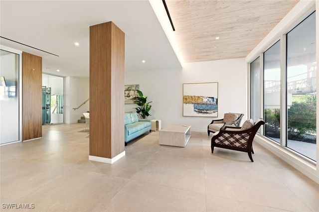 320 Seaview CT 610, Marco Island, FL 34145