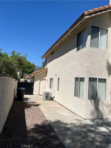 13747 Stanford Court, Fontana, CA 92336